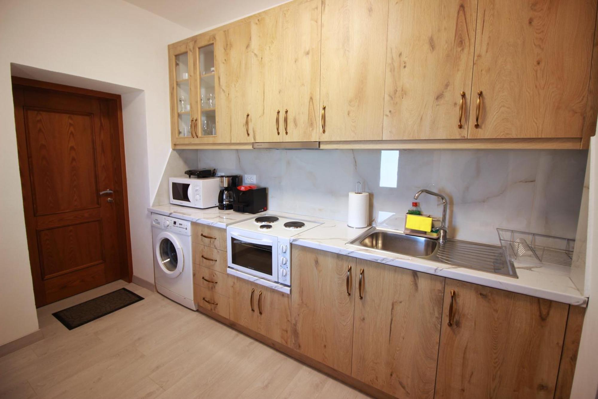 Emblematic House Apartment 4 Гирокастра Экстерьер фото